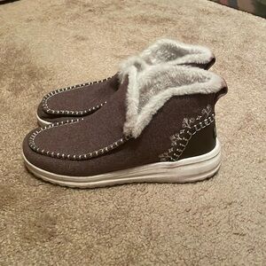 Womens hey dude boot